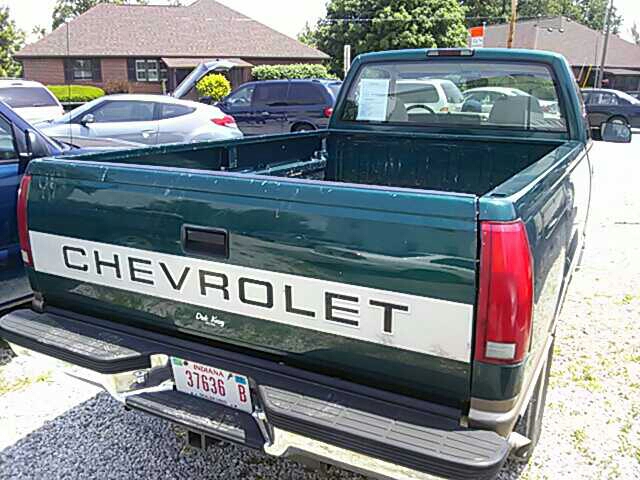 1997 Chevrolet C2500 Base