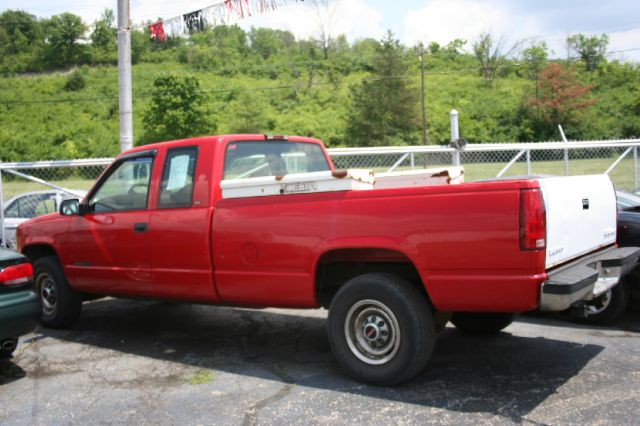 1997 Chevrolet C2500 GT 2D Convertible