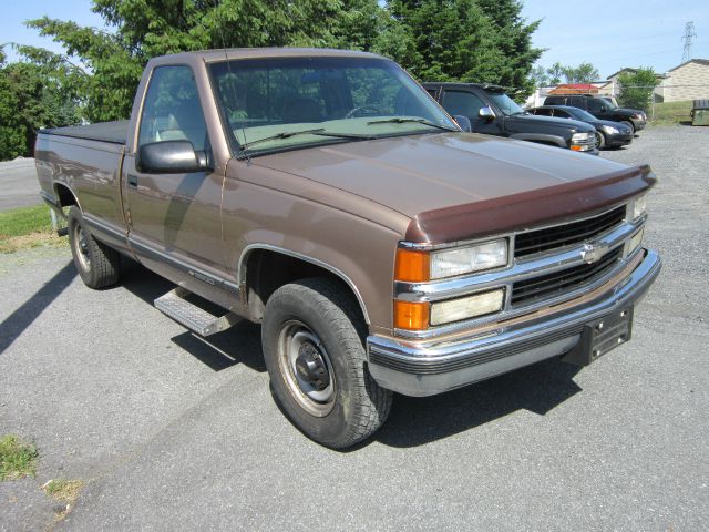 1997 Chevrolet C2500 Lariat 4D Crew Cab Truck