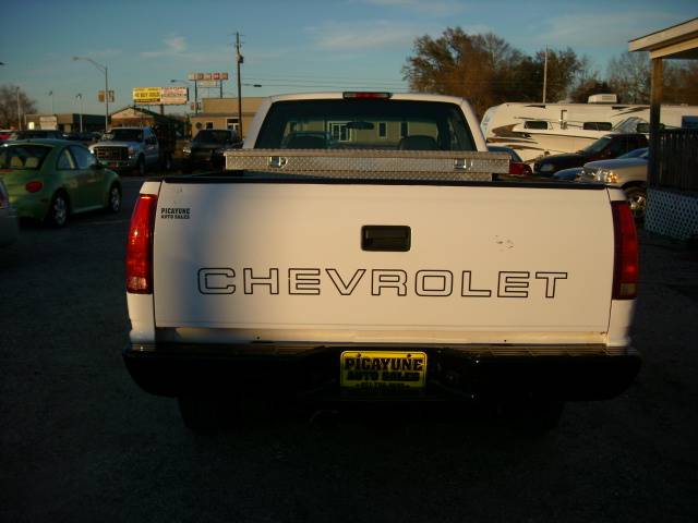 1998 Chevrolet C2500 Base