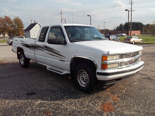 1998 Chevrolet C2500 GT 2D Convertible