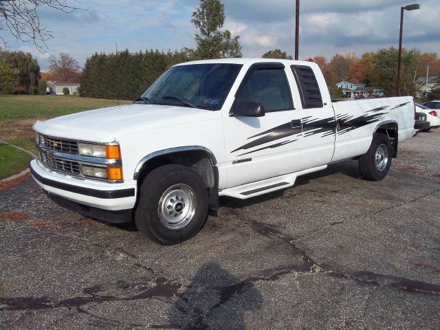 1998 Chevrolet C2500 GT 2D Convertible