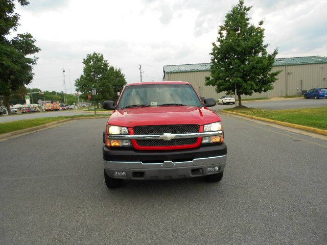 2003 Chevrolet C2500 Shuttle Bus