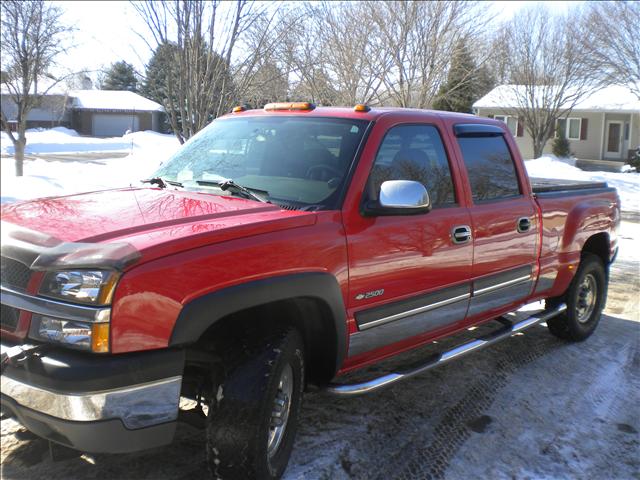 2004 Chevrolet C2500 SLT Leather Cold Package