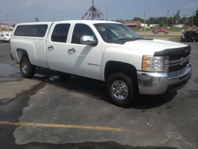 2009 Chevrolet C2500 T-top, Leather