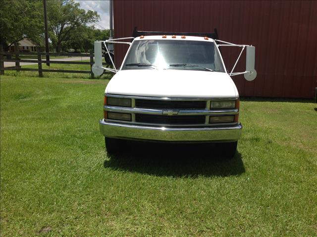 1994 Chevrolet C3500 4dr Sdn Auto GLS w/XM