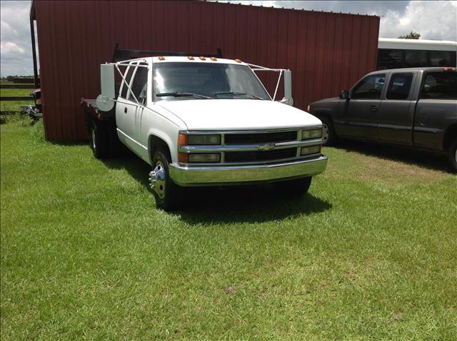 1994 Chevrolet C3500 4dr Sdn Auto GLS w/XM