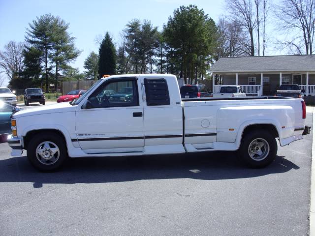 1995 Chevrolet C3500 Cls500 4-door Coupe