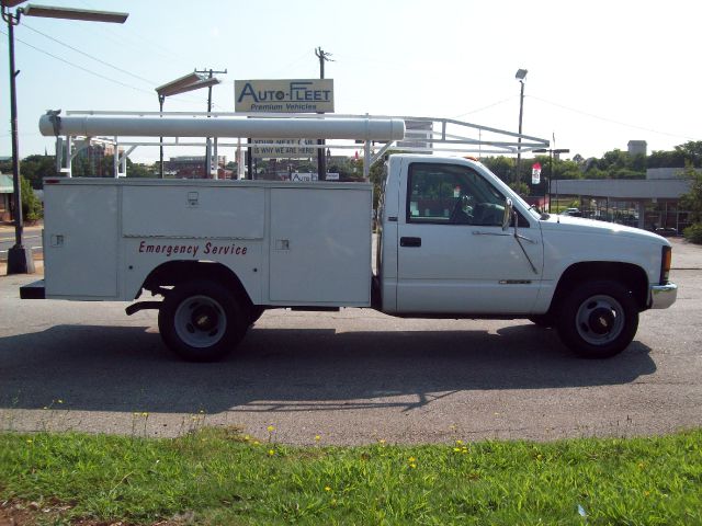 1995 Chevrolet C3500 Lariat 4D Crew Cab Truck