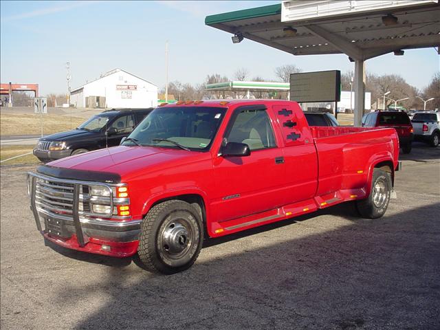 1996 Chevrolet C3500 GT Moonroof