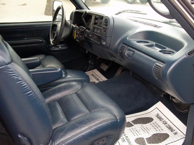 1996 Chevrolet C3500 4dr Sdn Auto GLS w/XM