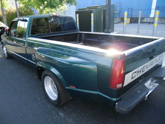 1996 Chevrolet C3500 4dr Sdn Auto GLS w/XM