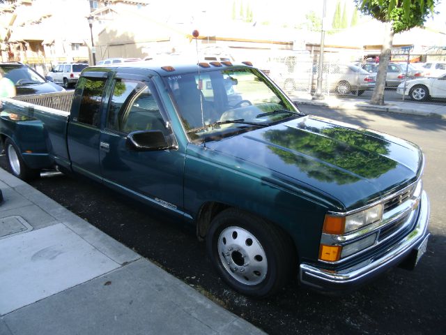 1996 Chevrolet C3500 4dr Sdn Auto GLS w/XM