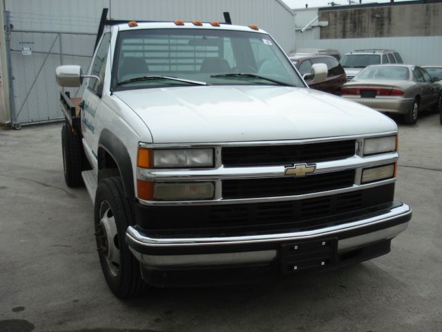 1997 Chevrolet C3500 Lariat 4D Crew Cab Truck