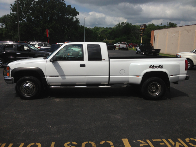 1997 Chevrolet C3500 Signature Premium