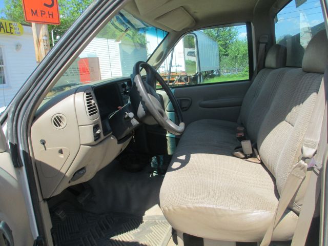 2000 Chevrolet C3500 Lariat 4D Crew Cab Truck