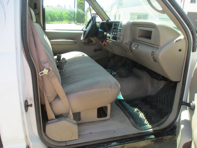 2000 Chevrolet C3500 Lariat 4D Crew Cab Truck