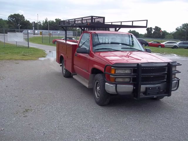 2000 Chevrolet C3500 Lariat 4D Crew Cab Truck