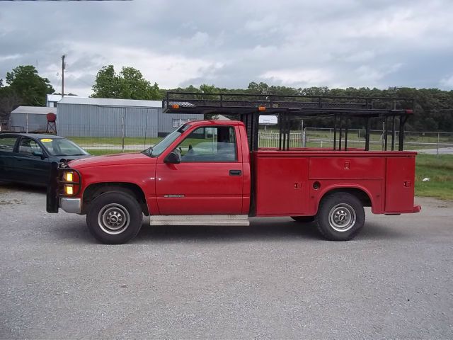 2000 Chevrolet C3500 Lariat 4D Crew Cab Truck