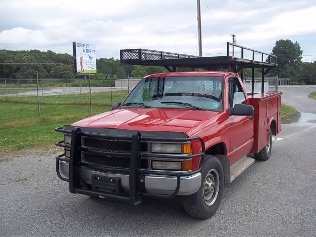 2000 Chevrolet C3500 Lariat 4D Crew Cab Truck