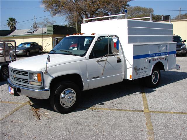 2000 Chevrolet C3500 BASE 15