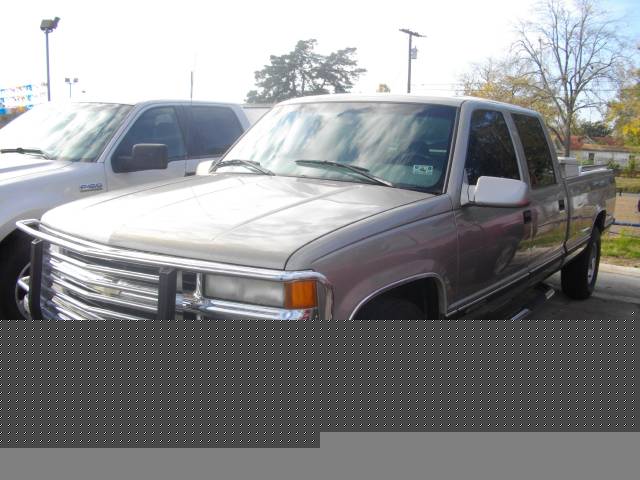 2000 Chevrolet C3500 Touring W/nav.sys