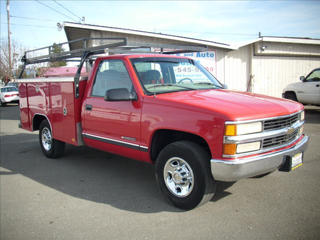 2000 Chevrolet C3500 BASE 15