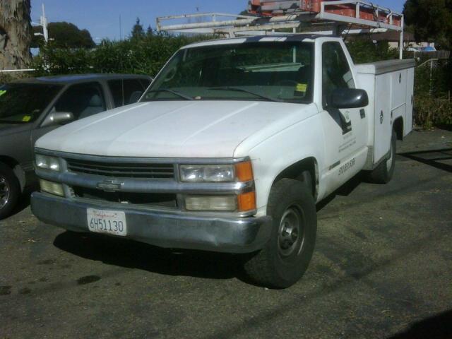 2000 Chevrolet C3500 Base