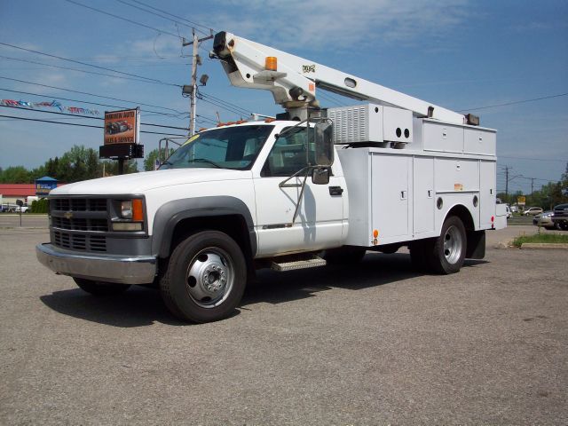 2000 Chevrolet C3500 Quattro Manual 3.