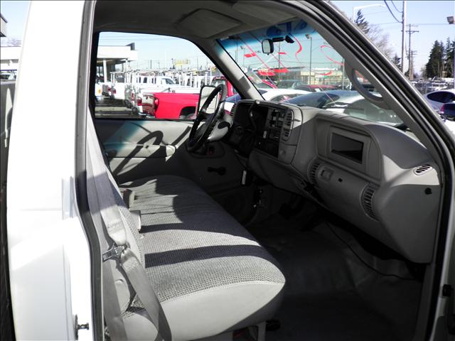 2000 Chevrolet C3500 BASE 15