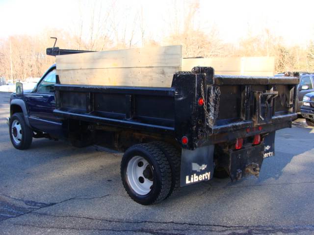 2000 Chevrolet C3500 BASE 15