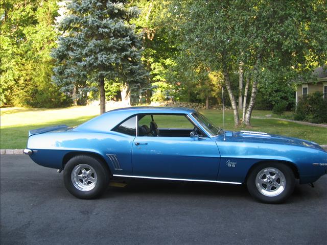 1969 Chevrolet Camaro 4dr Sdn Auto (natl) Hatchback