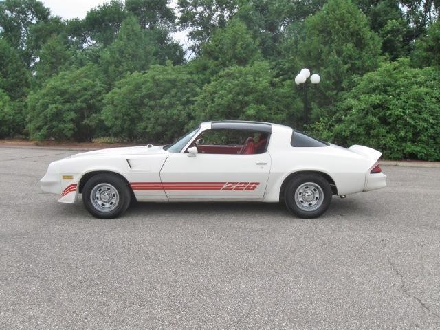 1981 Chevrolet Camaro 2.5sl Sunroofleather