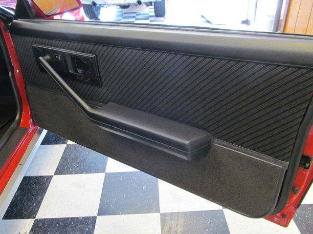 1984 Chevrolet Camaro Base