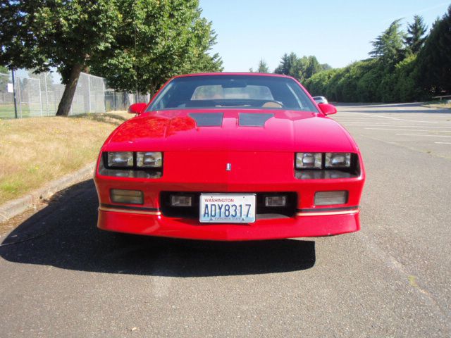 1988 Chevrolet Camaro 4dr Sdn V6 Ltd Avail