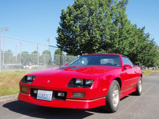 1988 Chevrolet Camaro 4dr Sdn V6 Ltd Avail