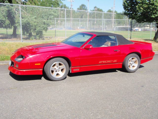 1988 Chevrolet Camaro 4dr Sdn V6 Ltd Avail