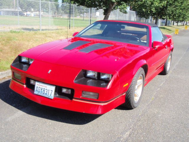 1988 Chevrolet Camaro 4dr Sdn V6 Ltd Avail