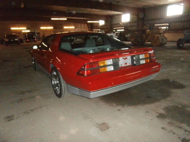 1988 Chevrolet Camaro 750li Xdrive 1-ownerawdnavigation Sedan