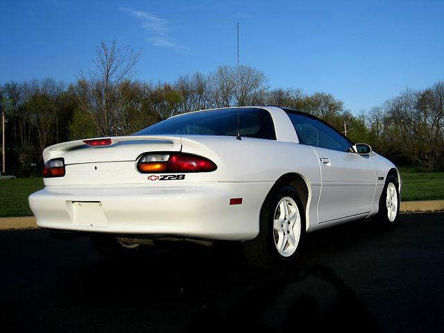 1997 Chevrolet Camaro CAB Chassy