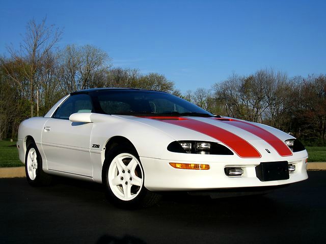 1997 Chevrolet Camaro CAB Chassy