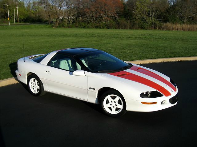 1997 Chevrolet Camaro CAB Chassy