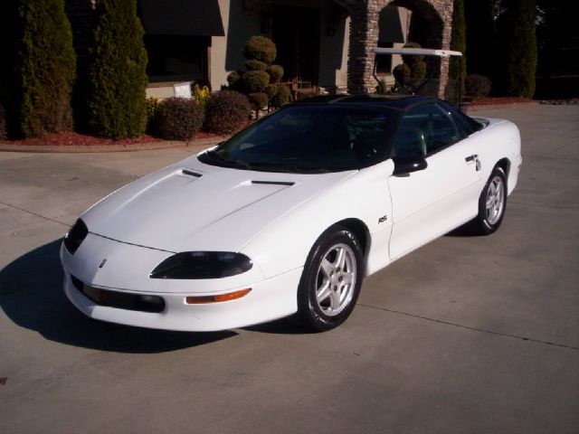 1997 Chevrolet Camaro Club Cab Laramie SLT