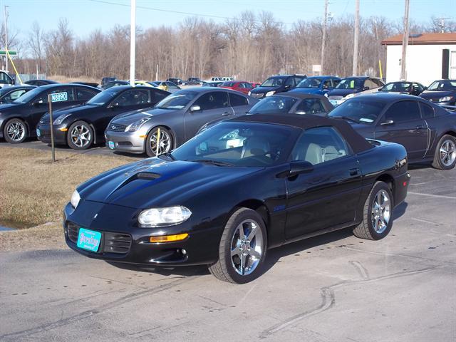 1999 Chevrolet Camaro 2.5sl Sunroofleather