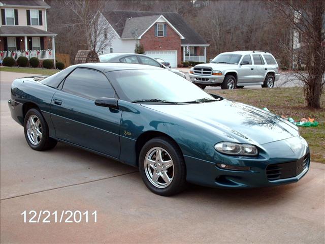 1999 Chevrolet Camaro 2.5sl Sunroofleather