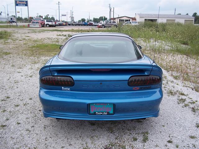 1999 Chevrolet Camaro 2.5sl Sunroofleather