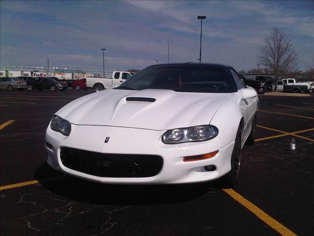 2000 Chevrolet Camaro 1997 Dodge ST