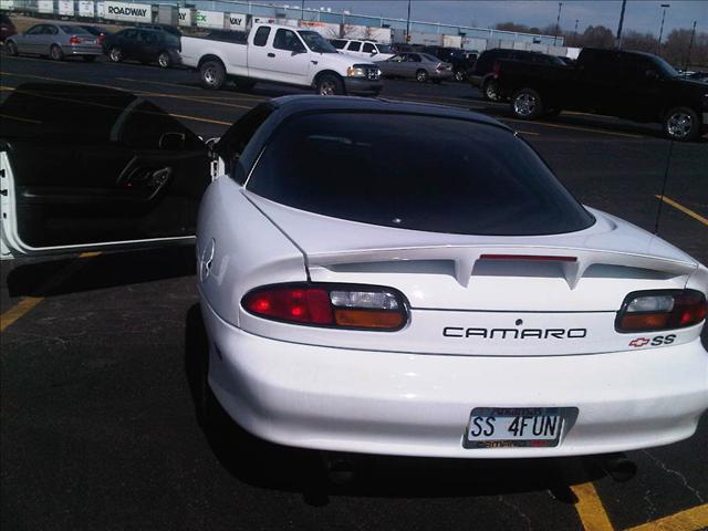 2000 Chevrolet Camaro 1997 Dodge ST