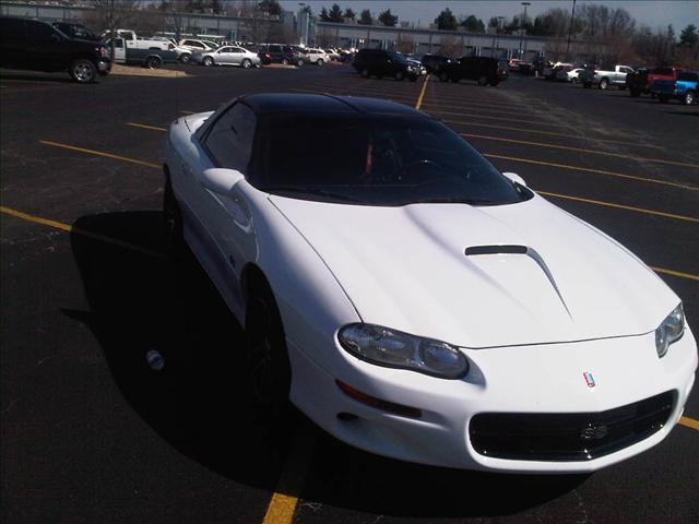 2000 Chevrolet Camaro 1997 Dodge ST