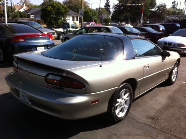 2000 Chevrolet Camaro OZ Rally Edition